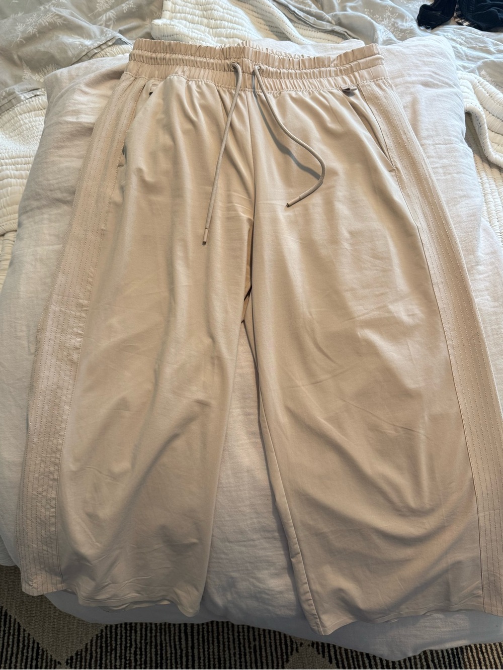 Athleta Wide-Leg Drawstring Pants in Beige
